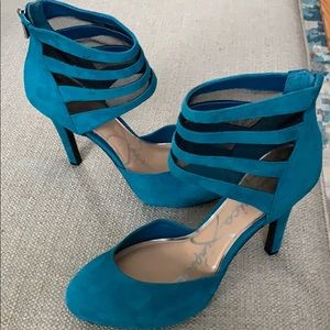 Jessica Simpson high heels